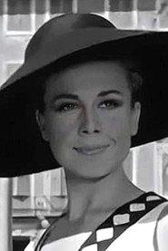 Despoina Nikolaidou as Chloe's friend in A Matter of Dignity 1958