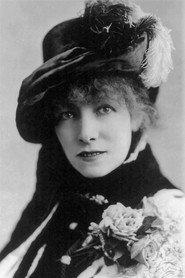 Sarah Bernhardt as Jeanne Doré in Jeanne Doré 1915