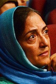 Marzie Mahboub as Narges' Sister in Redhat and Cousin 1994