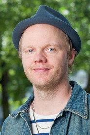Olof Wretling as Husmusen (voice) / Sjömannen Olof (voice) in Bamse and the Volcano Island 2021