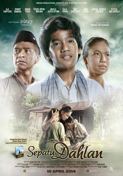 Sepatu Dahlan 2014 official movie poster
