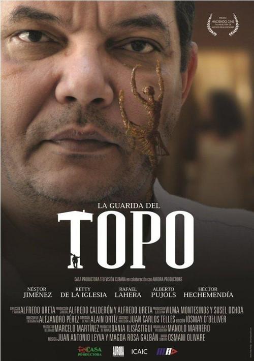 La guarida del topo 2011 official movie poster