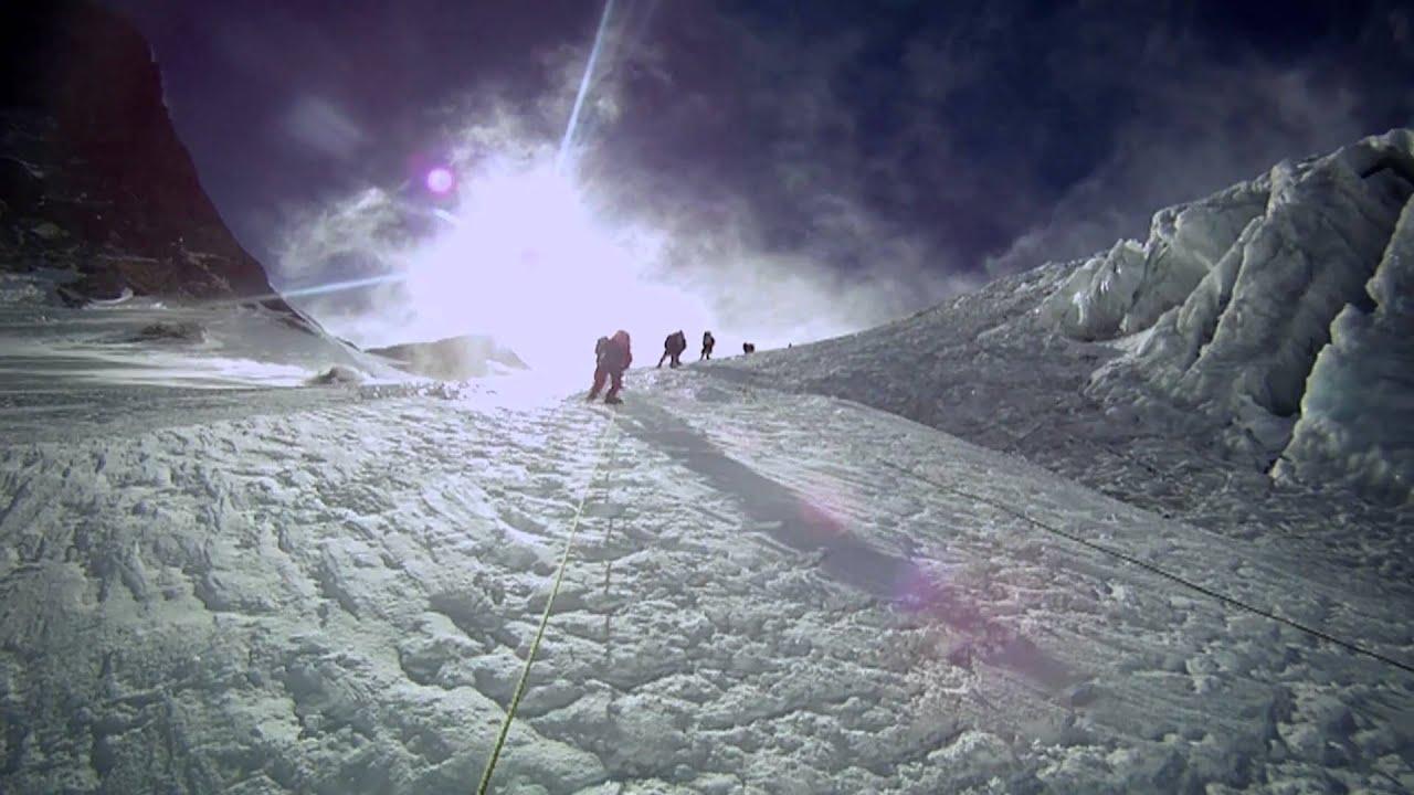 Death Zone: Cleaning Mount Everest Trailer