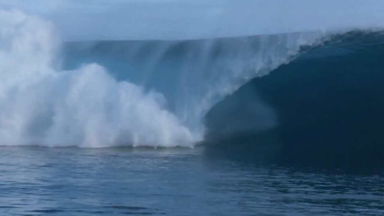 The Ultimate Wave Tahiti Trailer
