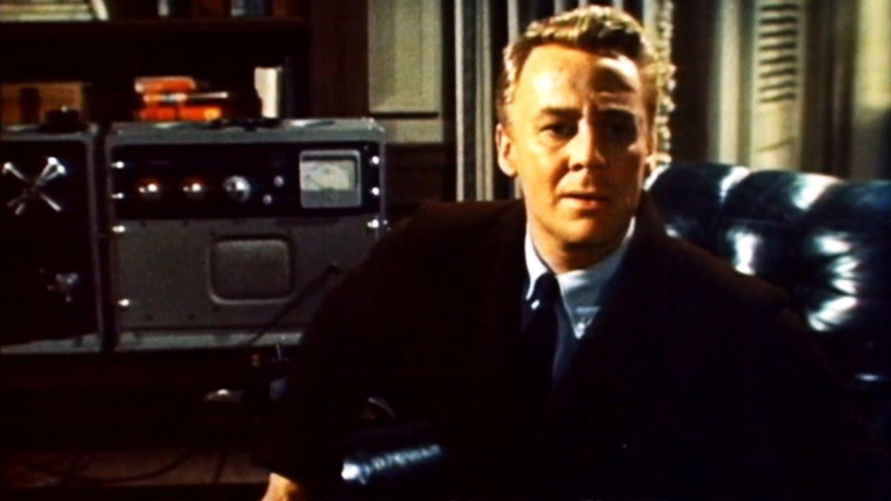 23 Paces to Baker Street Trailer
